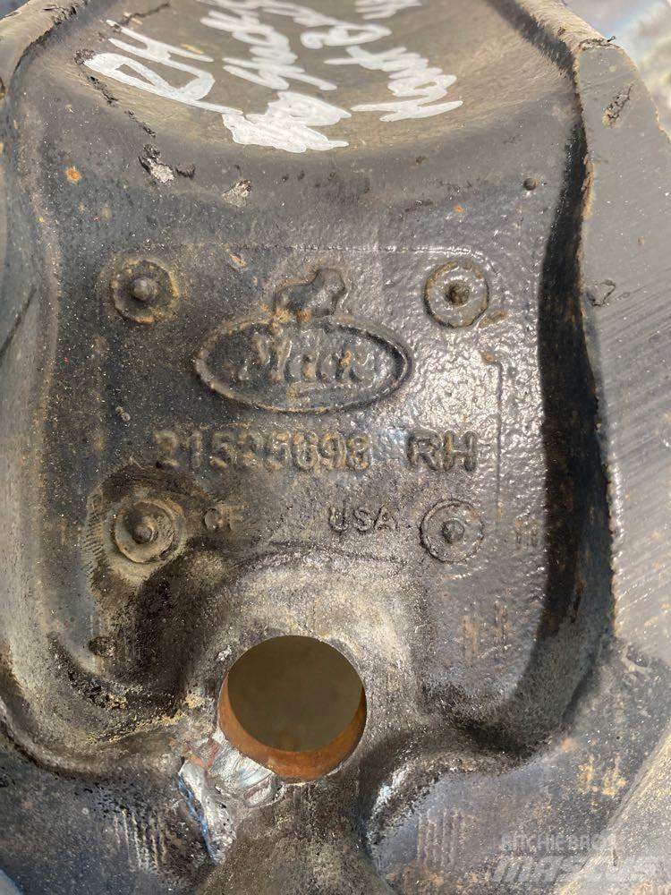 Mack CXU Chassis en ophanging