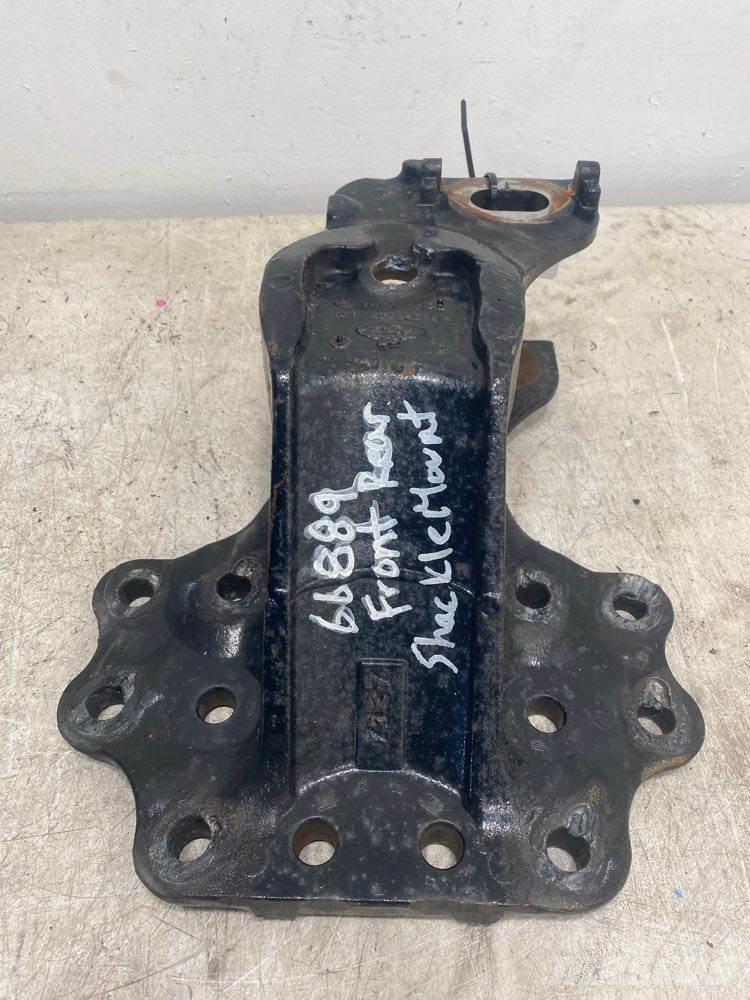 Mack CXU Chassis en ophanging