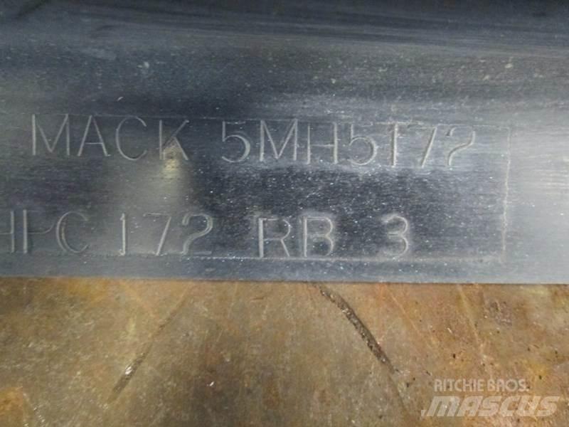 Mack MP7 Transport - Anderen