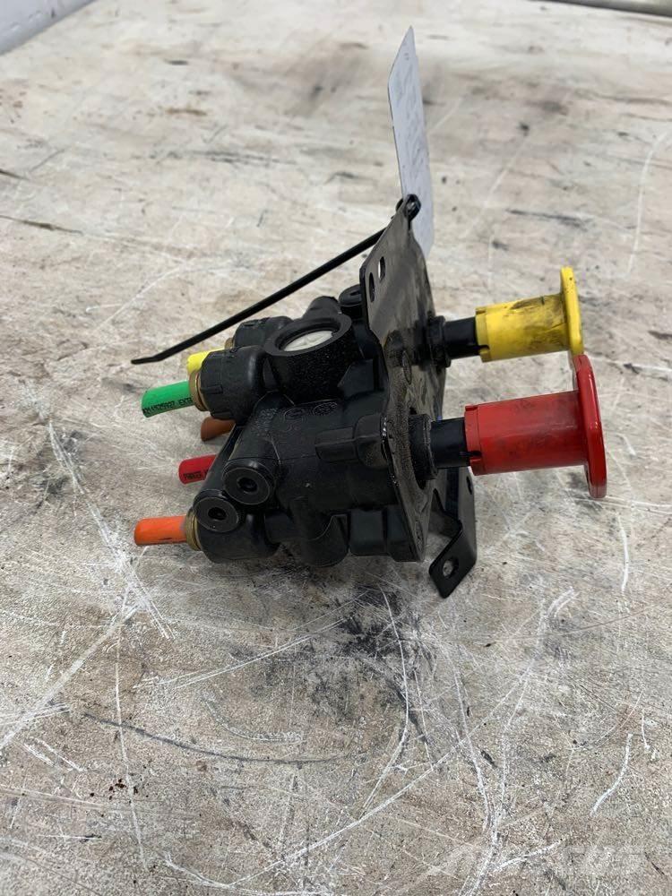 Volvo VNL Transport - Anderen