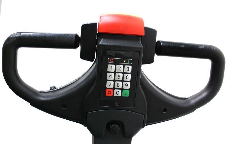 Cesab S 212 / 450 Stapelaar meeloop