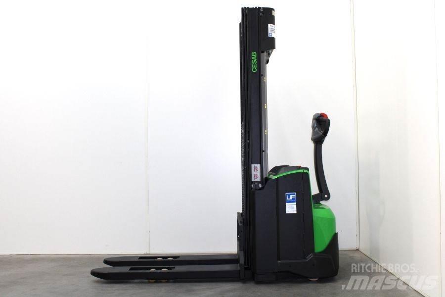 Cesab S 212 / 450 Stapelaar meeloop