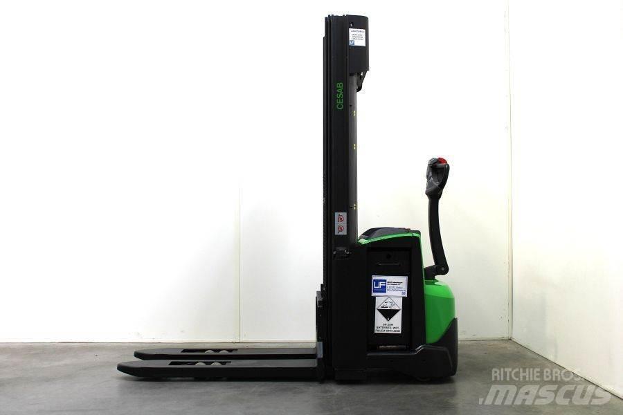 Cesab S 214 / 445 Stapelaar meeloop
