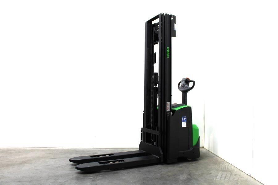 Cesab S 214 / 475 Stapelaar meeloop