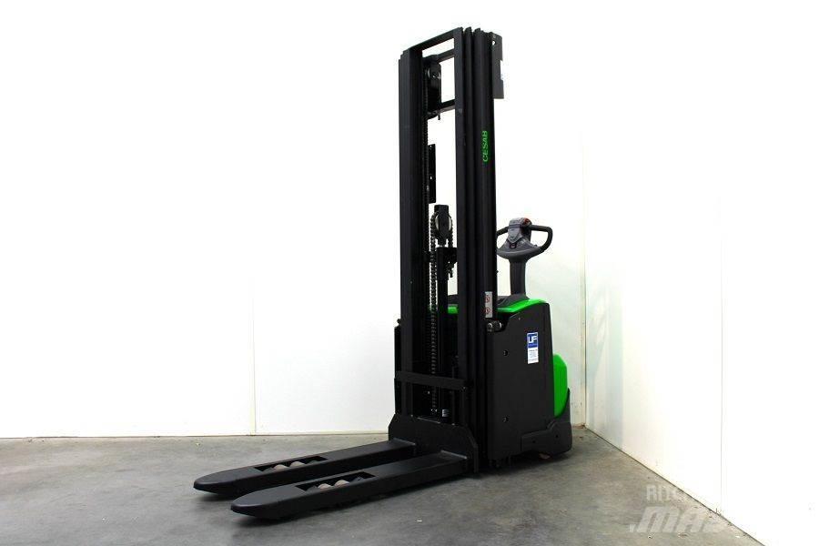Cesab S 214 L / 475 Stapelaar meeloop