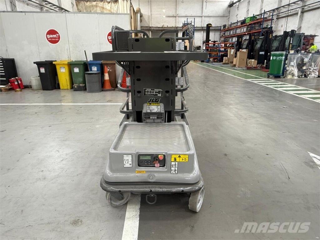 JLG 10MSP Mast climbing work platforms