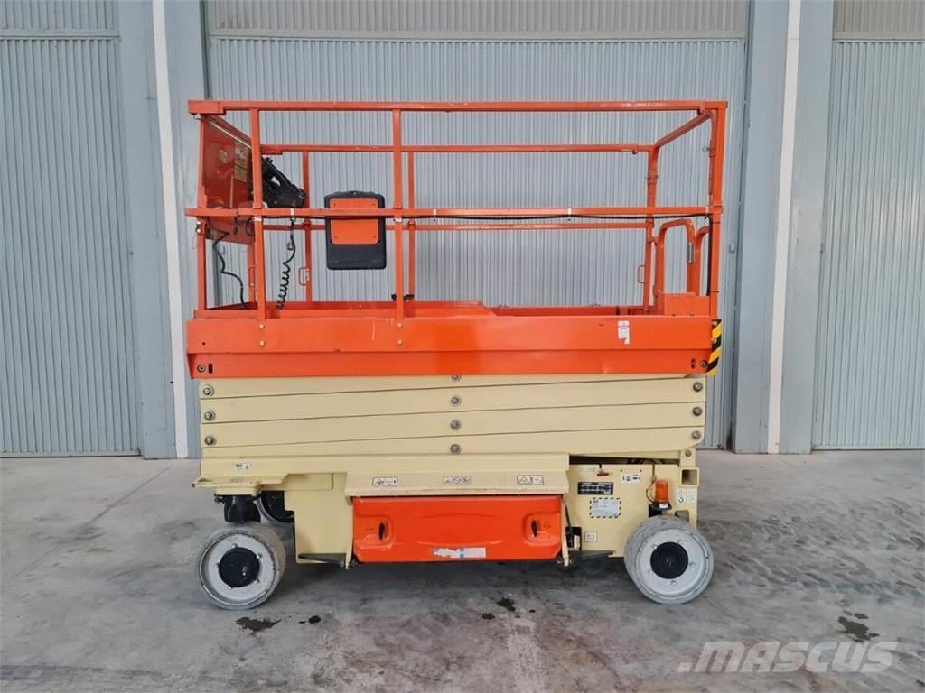 JLG 3246ES Schaarhoogwerkers