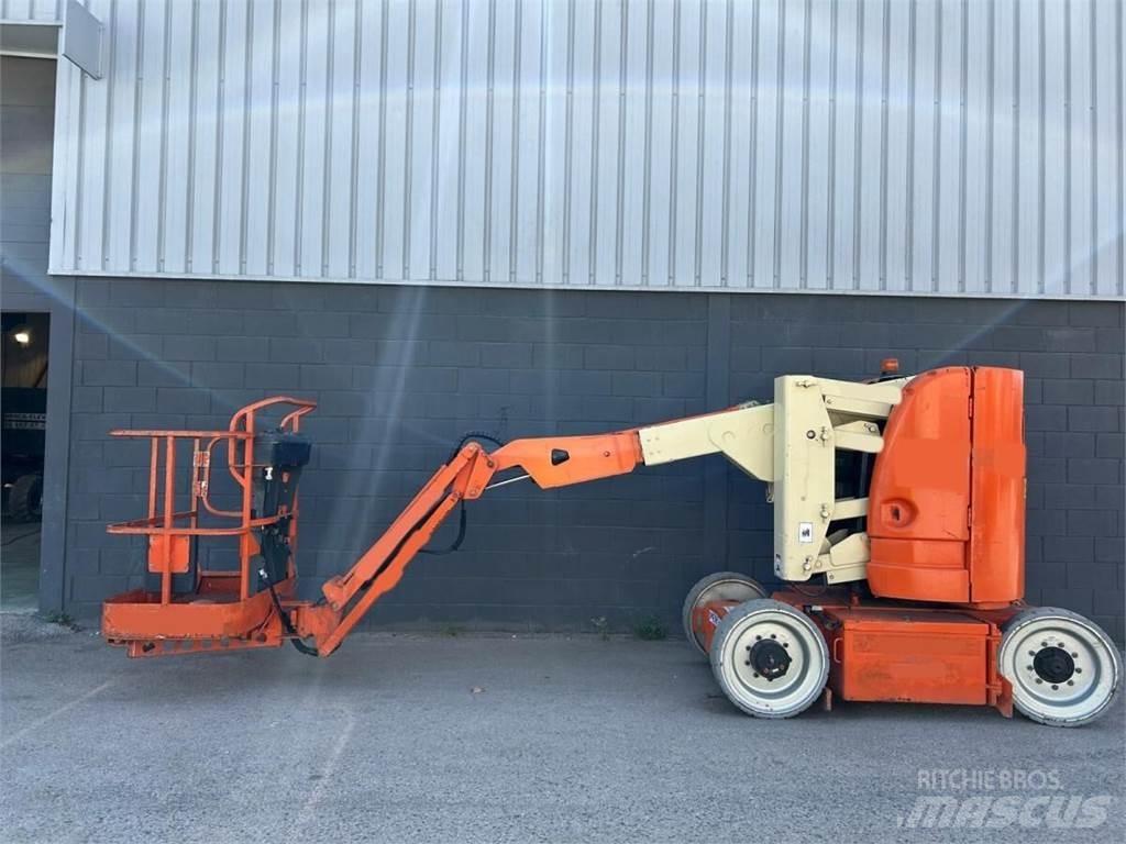 JLG E300AJ Knikarmhoogwerkers