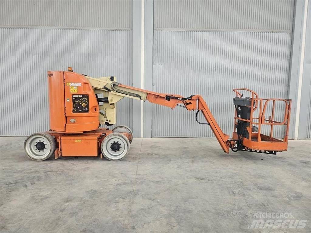 JLG E300AJP Knikarmhoogwerkers