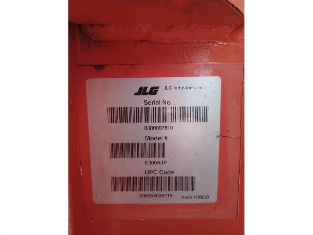 JLG E300AJP Knikarmhoogwerkers