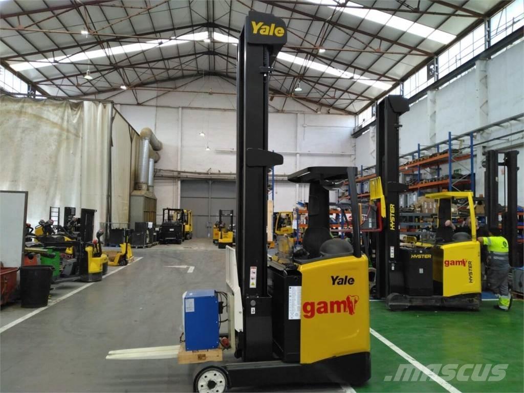 Yale MR14 Reachtruck voor hoog niveau