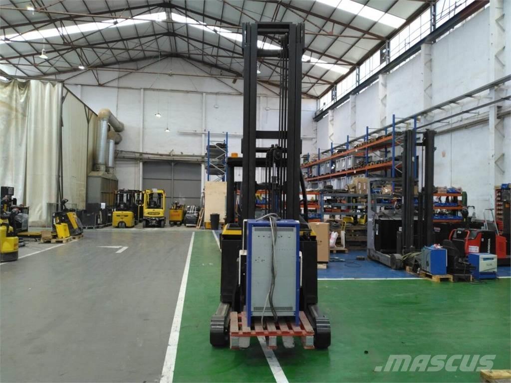 Yale MR14 Reachtruck voor hoog niveau