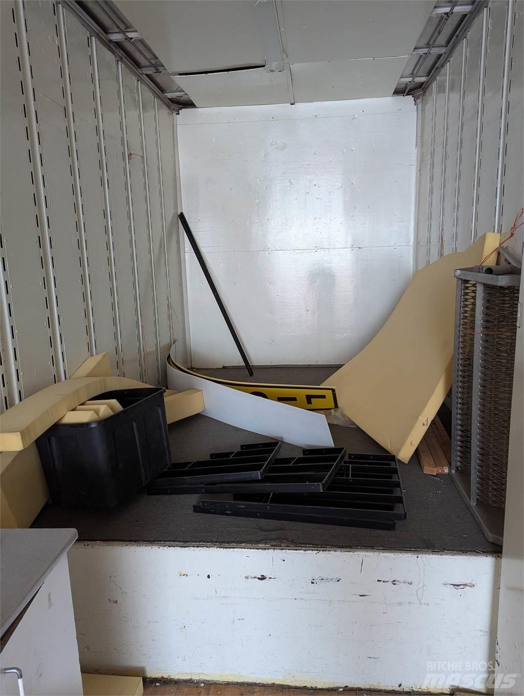  KENTUCKY DRY VAN Bakwagens met gesloten opbouw