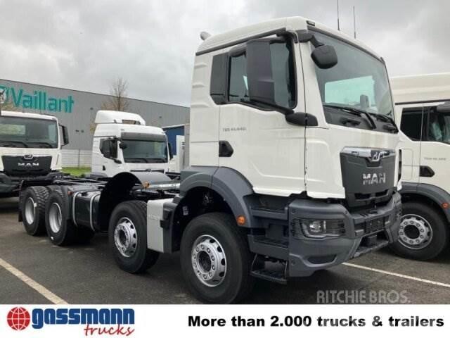 MAN 41.440 8x4 BB Vrachtwagen met containersysteem