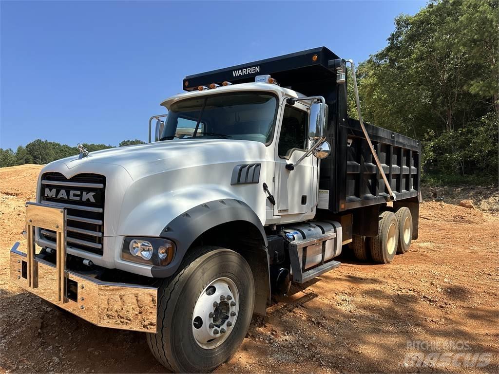 Mack GR64F Anders