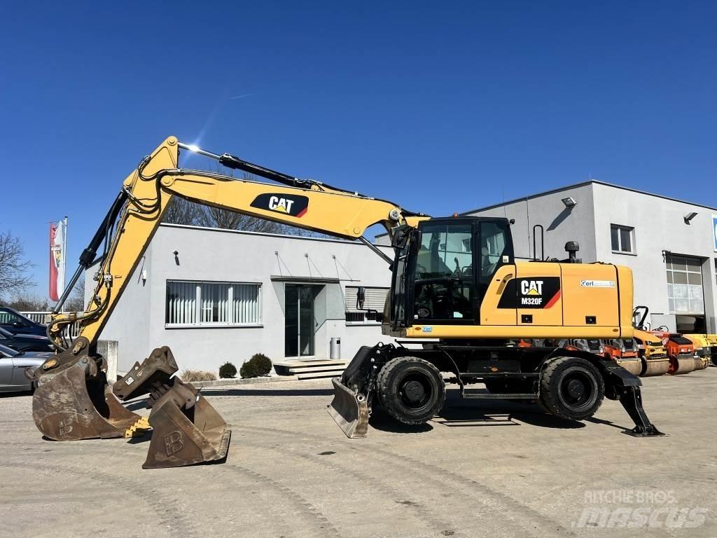 CAT M 320 F Wielgraafmachines