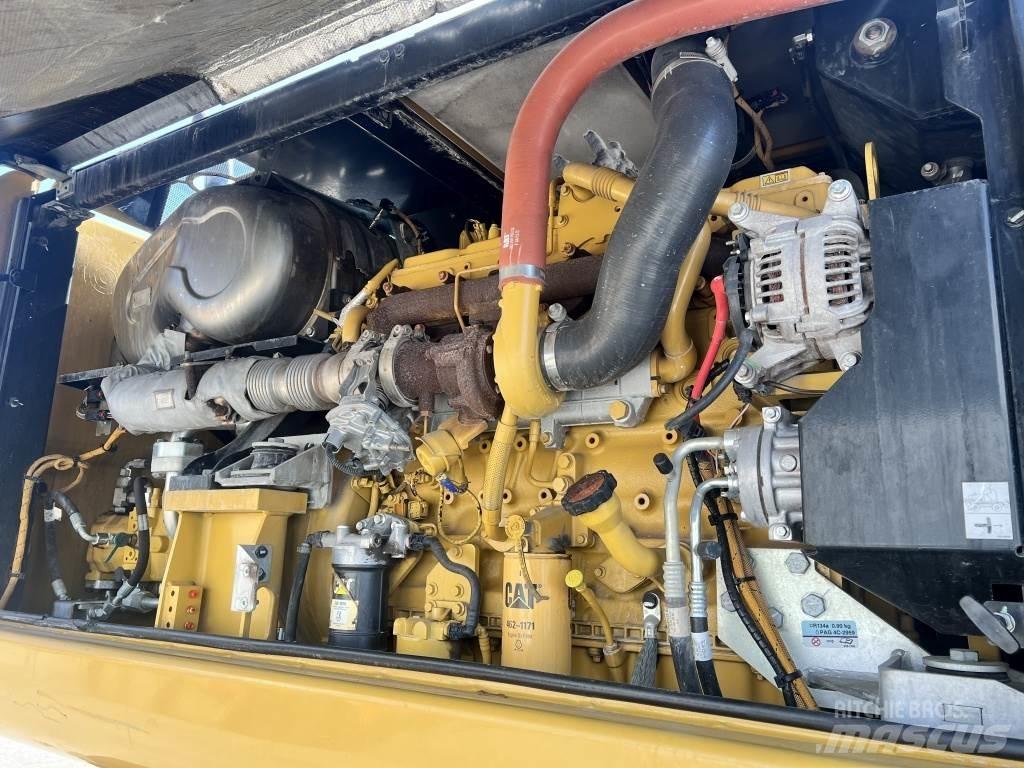 CAT M 320 F Wielgraafmachines