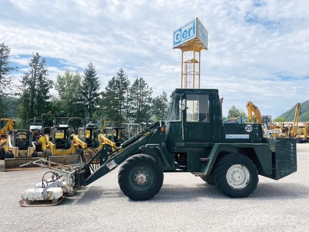 Schaeff ZL8 Wielladers