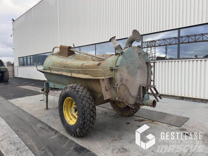 Rolland B6 Drijfmesttanks