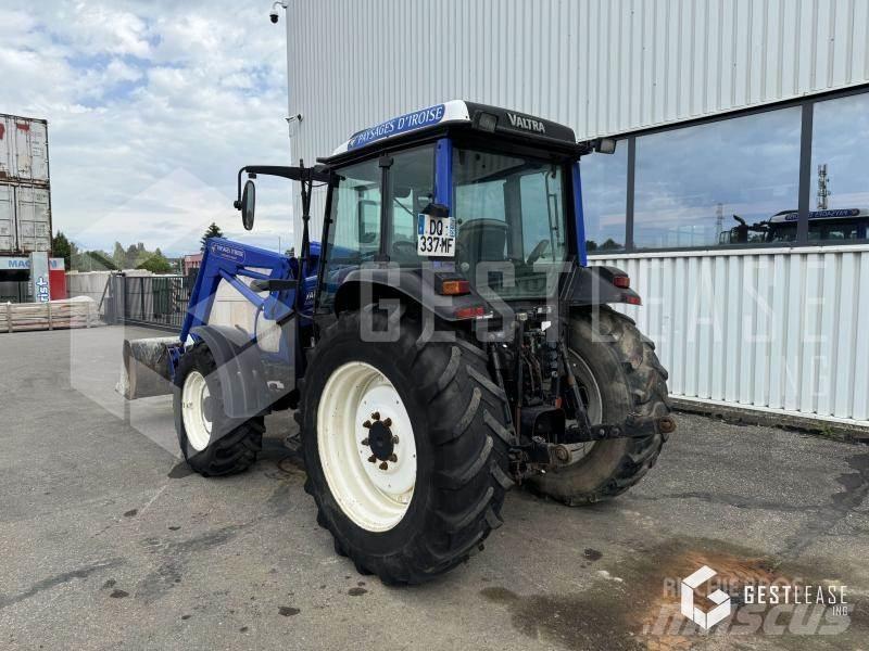 Valtra A72 Tractoren