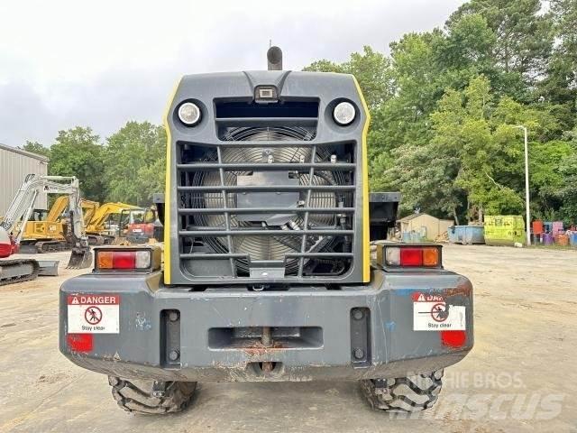 Komatsu WA320-8 Wielladers