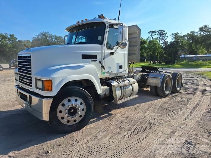 Mack CHU613 Bouw - Overige
