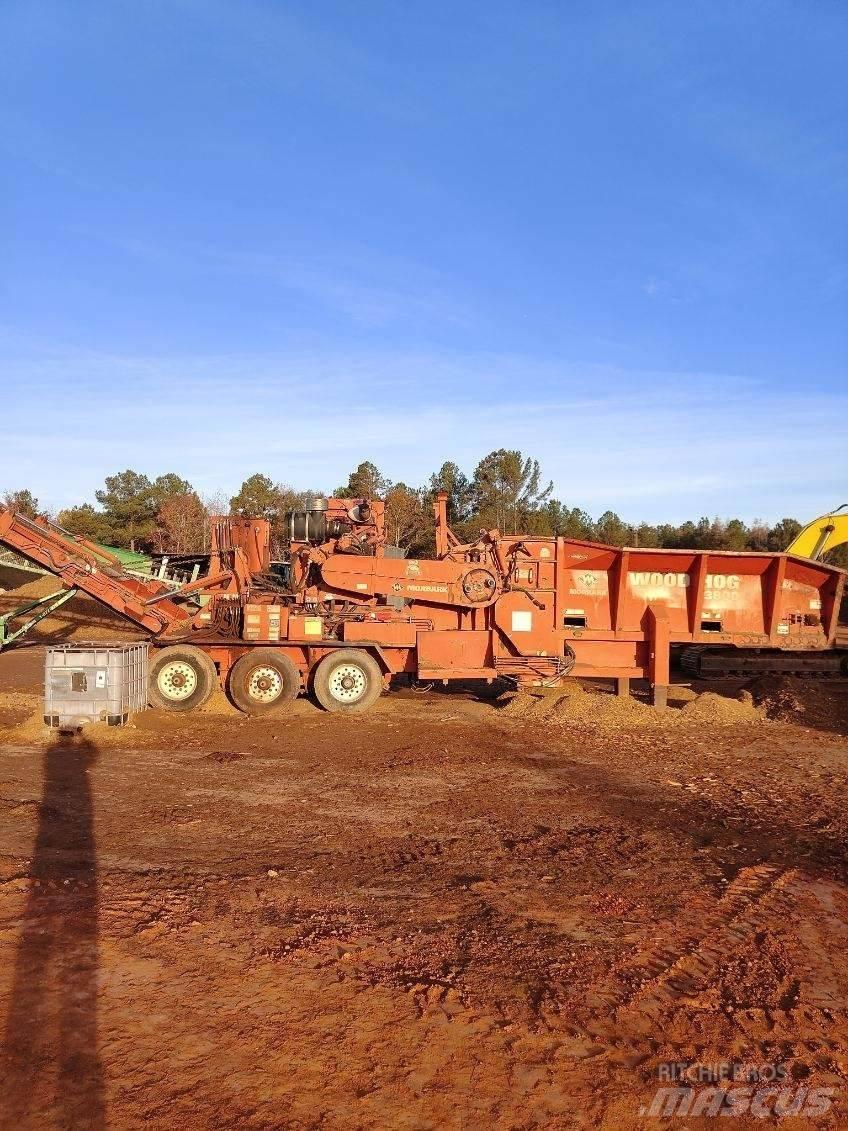 Morbark 3800 Zaagmachines