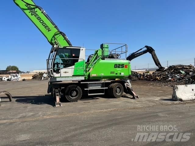 Sennebogen 825E Boomstamladers