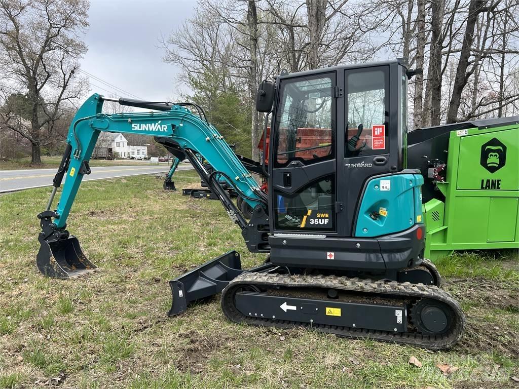 Sunward SWE35UF Rupsgraafmachines