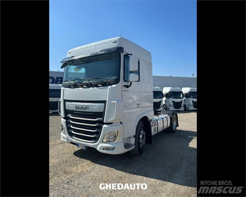 DAF DAF Bakwagens met gesloten opbouw