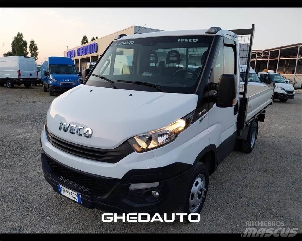 Iveco 35C14 Gesloten opbouw