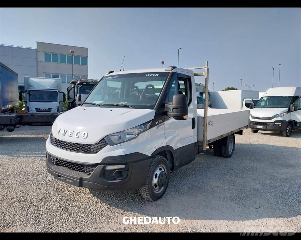 Iveco 35C15 Gesloten opbouw