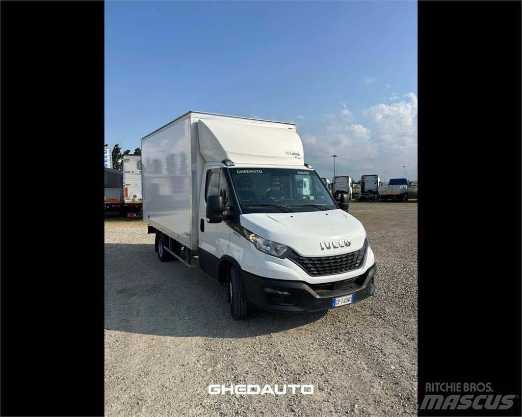 Iveco 35C16 Gesloten opbouw