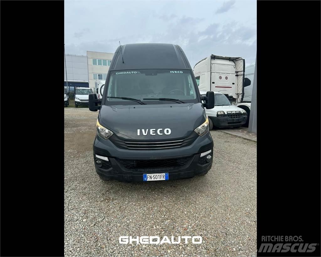 Iveco 35S16 Gesloten opbouw