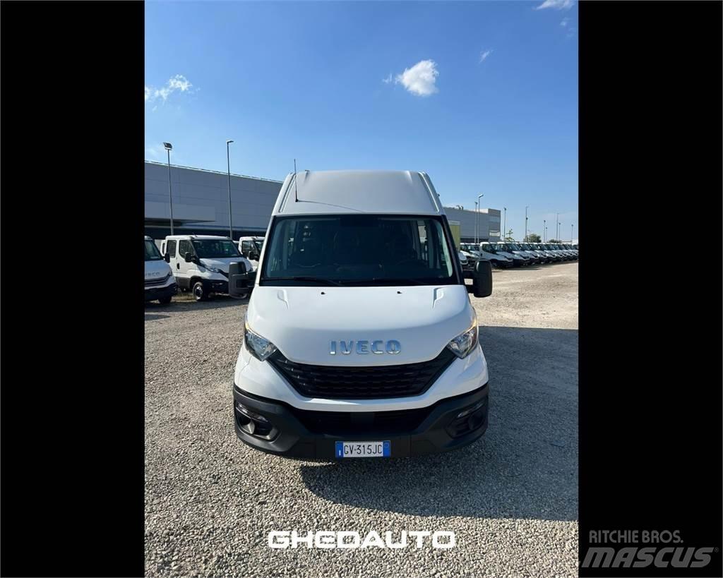 Iveco 35S16 Gesloten opbouw