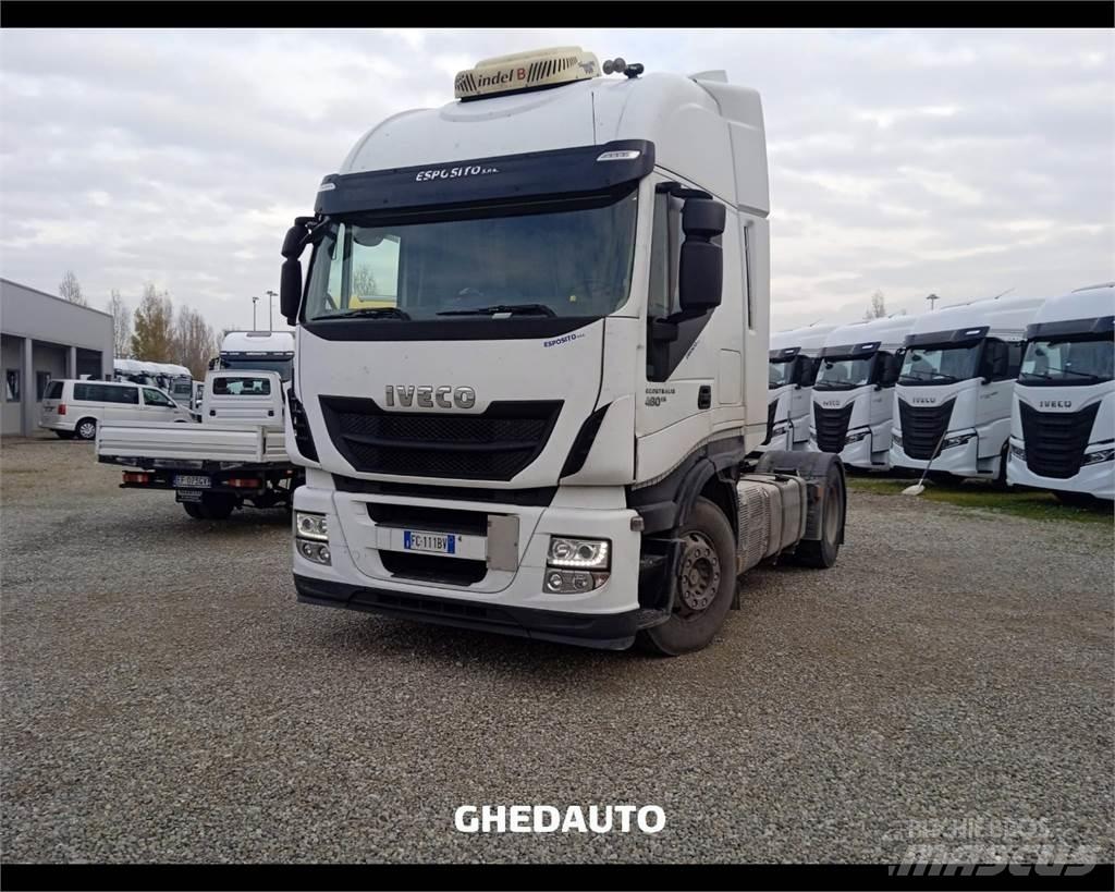 Iveco AS440S48 Bakwagens met gesloten opbouw