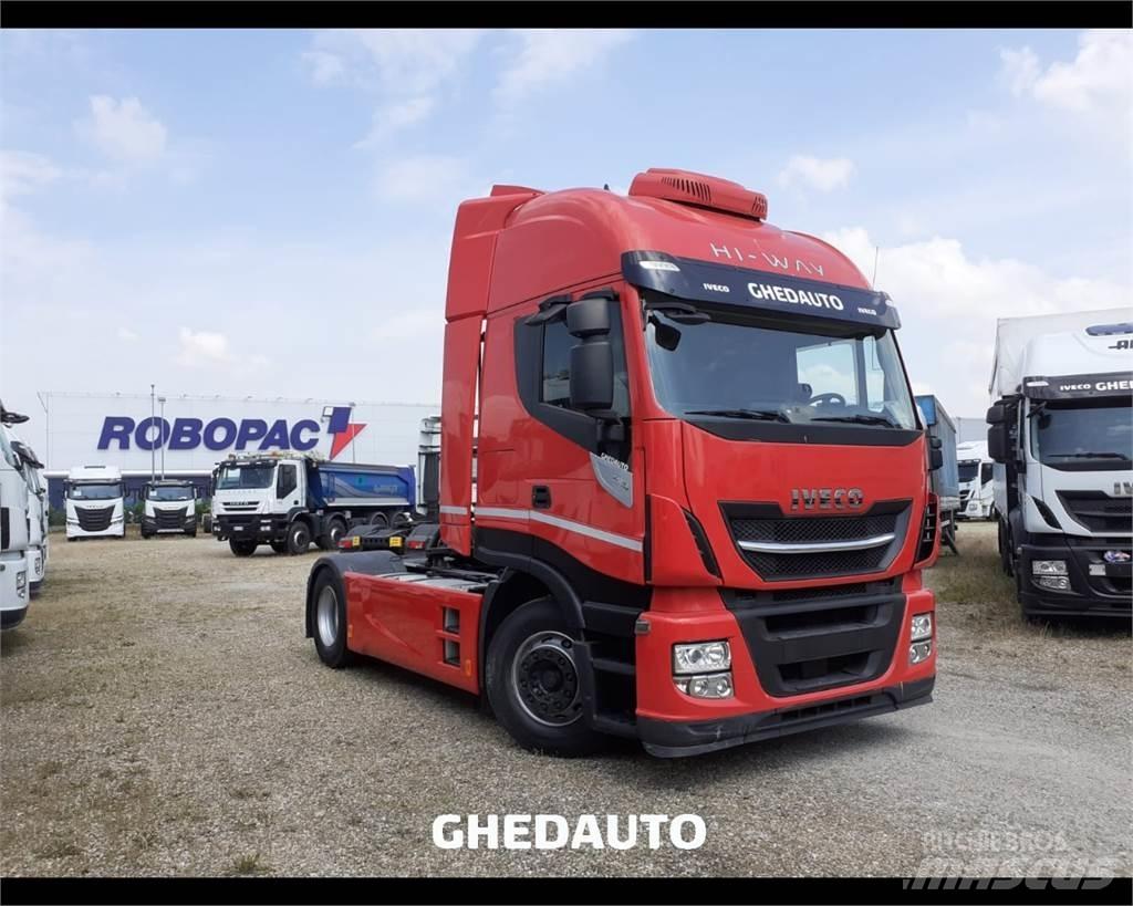 Iveco AS440S48T/P Bakwagens met gesloten opbouw