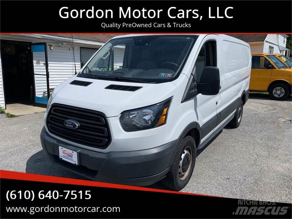 Ford Transit Gesloten bedrijfswagens