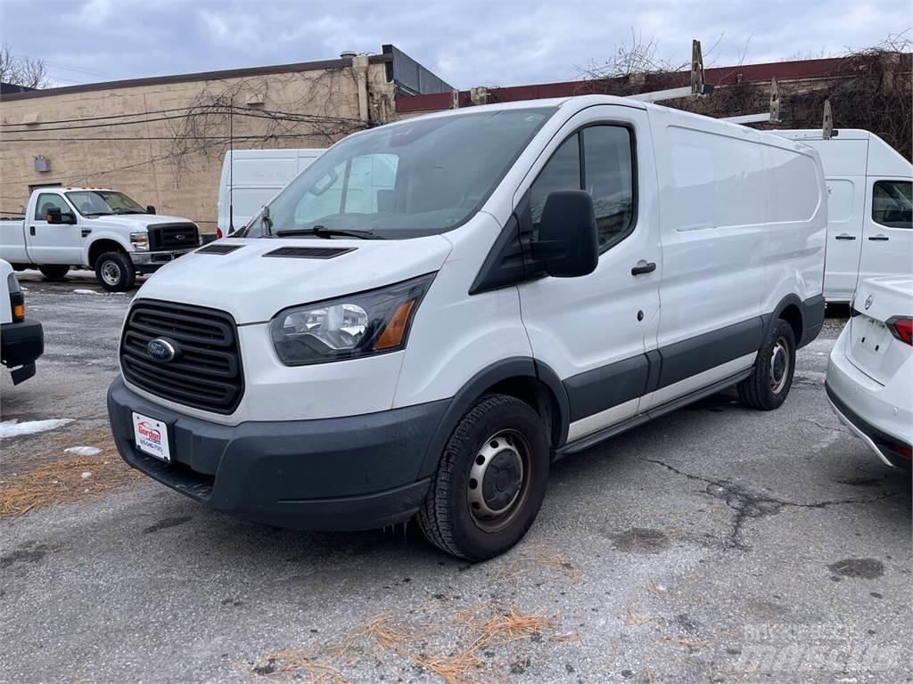 Ford Transit Gesloten bedrijfswagens
