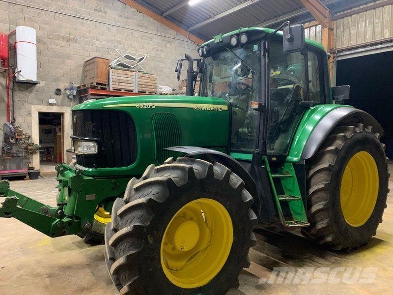 John Deere 6920 S Tractoren