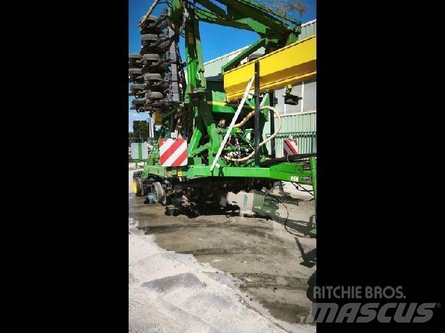 John Deere 750A Overige zaaimachines