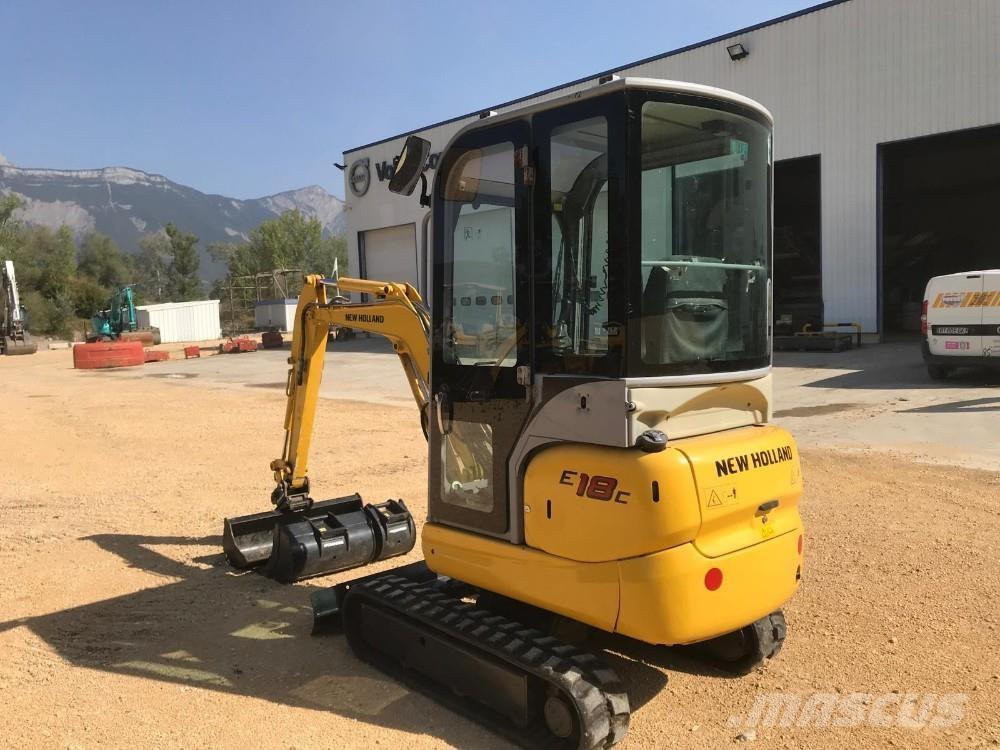 New Holland E18C Minigraafmachines < 7t