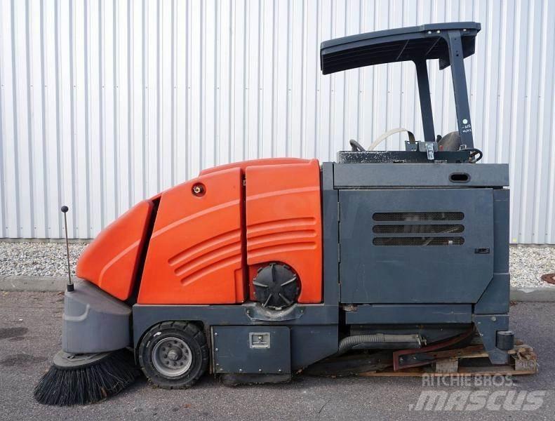 Hako 1800 LPG Veegschrobmachines