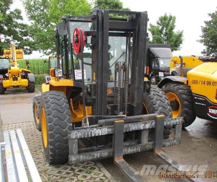 JCB 940-4 Vorkheftruck voor zwaar terrein