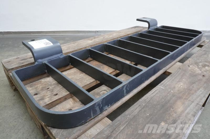 Kaup 3T479 Overige tweedehands voorzetapparatuur en componenten