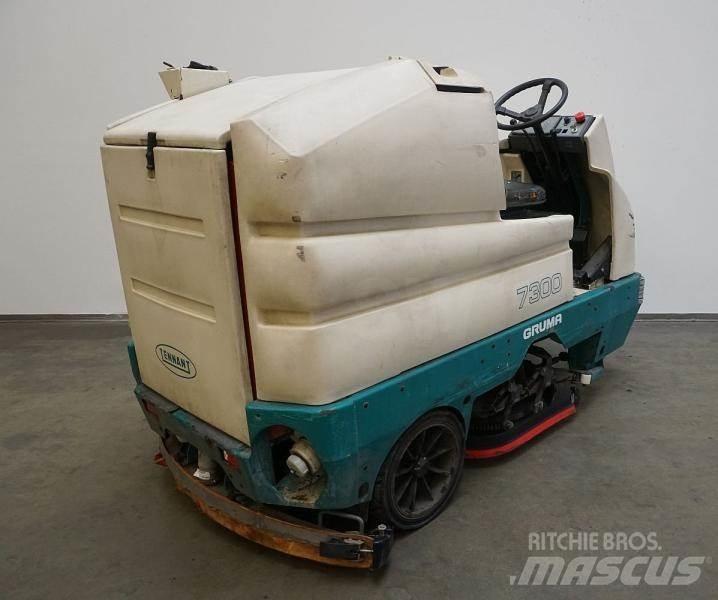 Tennant 7300 Veegschrobmachines
