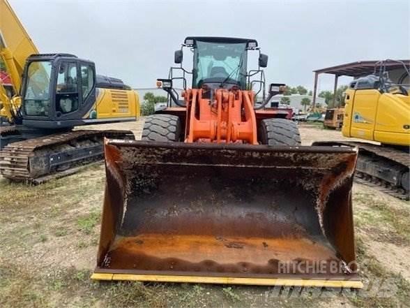 Hitachi ZW250-6 Wielladers