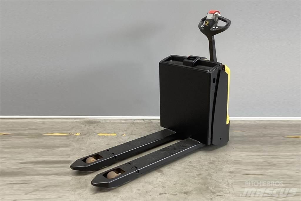Hyster P1.6 Stapelaar meeloop
