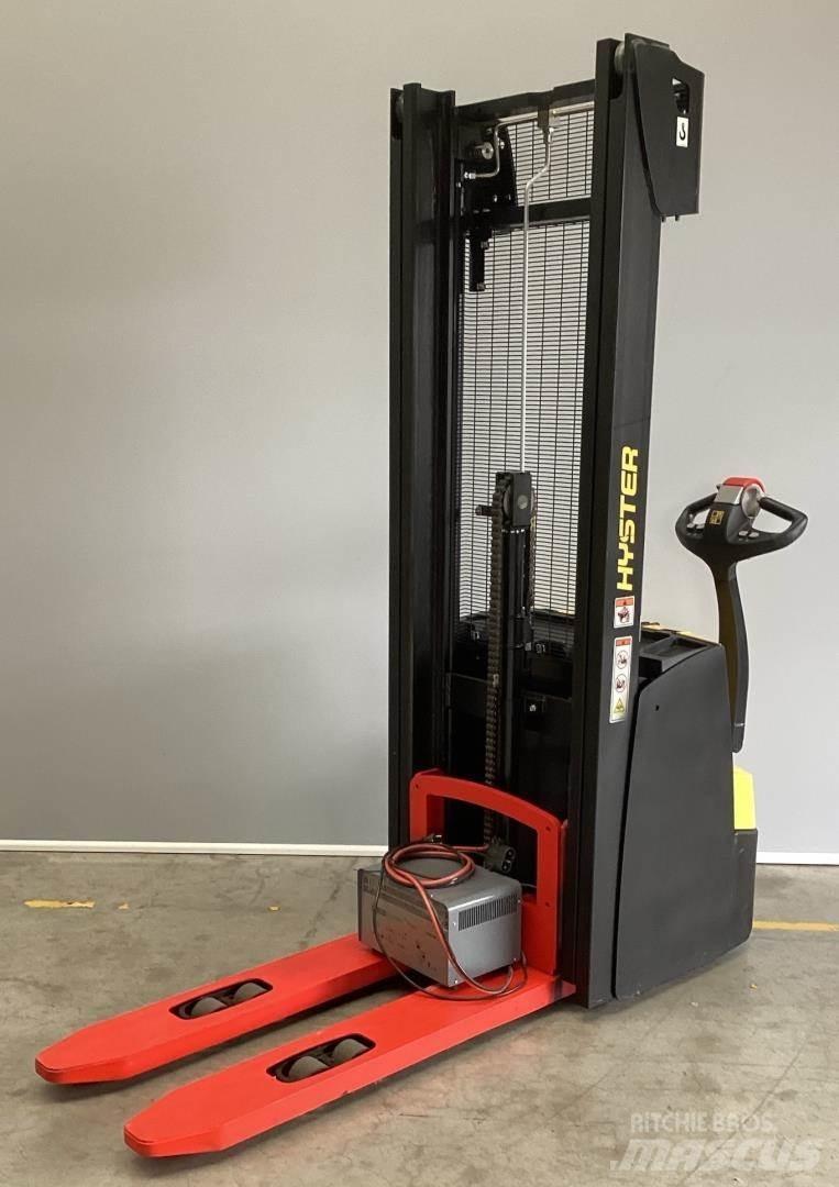 Hyster S1.4 Stapelaar meeloop