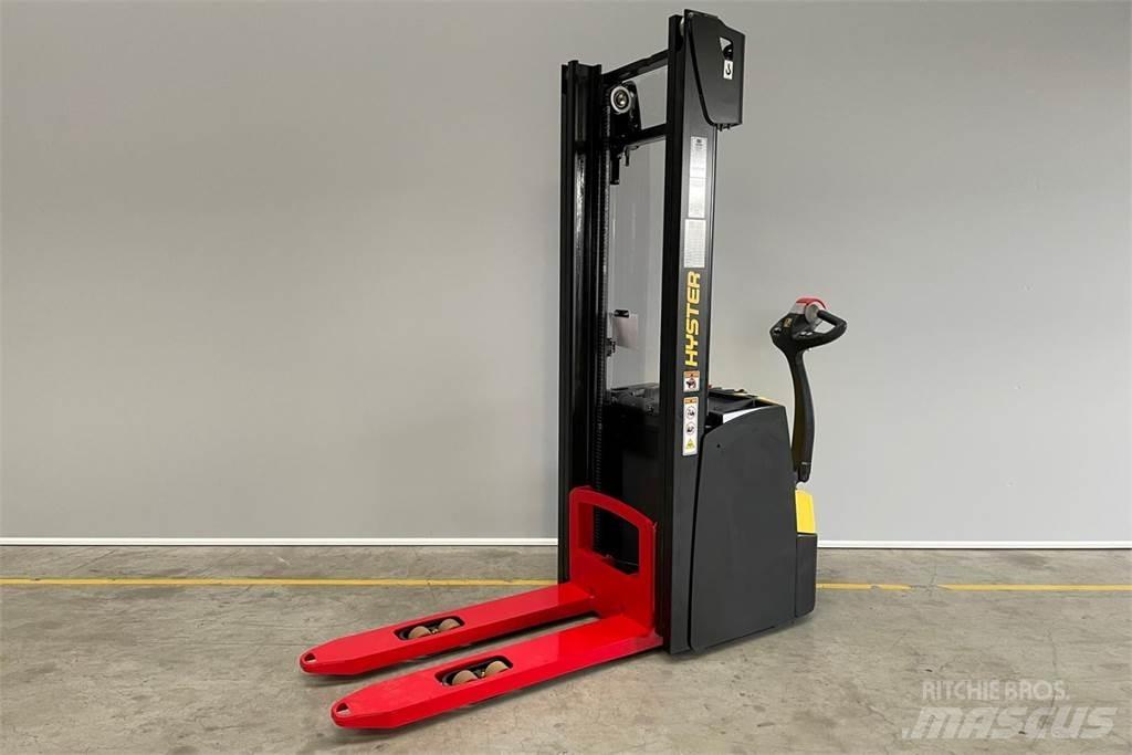Hyster S1.6 Stapelaar meeloop